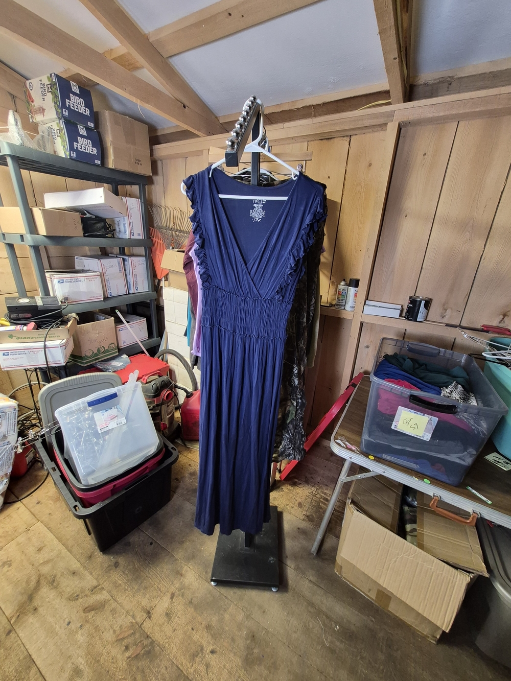Time and Tru Navy V-Neck Ruffle Sleeve Maxi Dress Bin 57